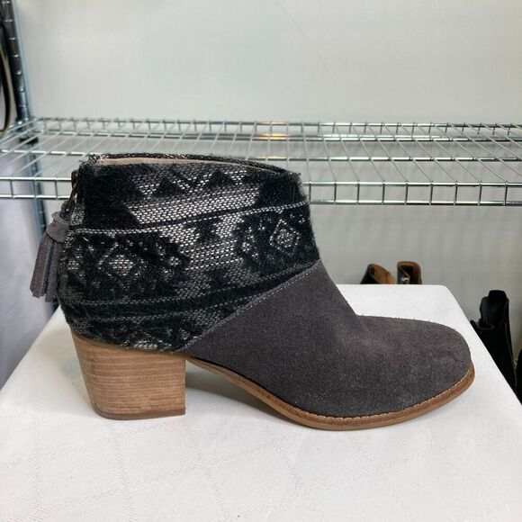TOMS’ Women's Gray Leila Aztec Ankle Booties Size 7 Chunky Heel Tassels Western - Picture 5 of 12